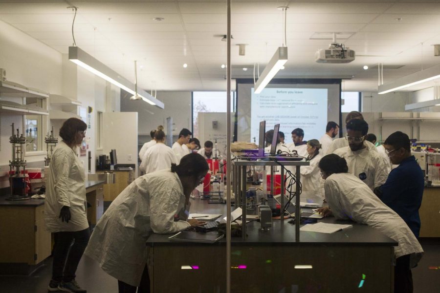 Students work in a lab in Johnson Hall for class