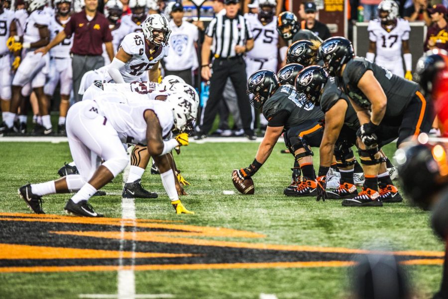 The OSU Beavers line up agains the Minnesota Golden Gophers on Sept. 9.
