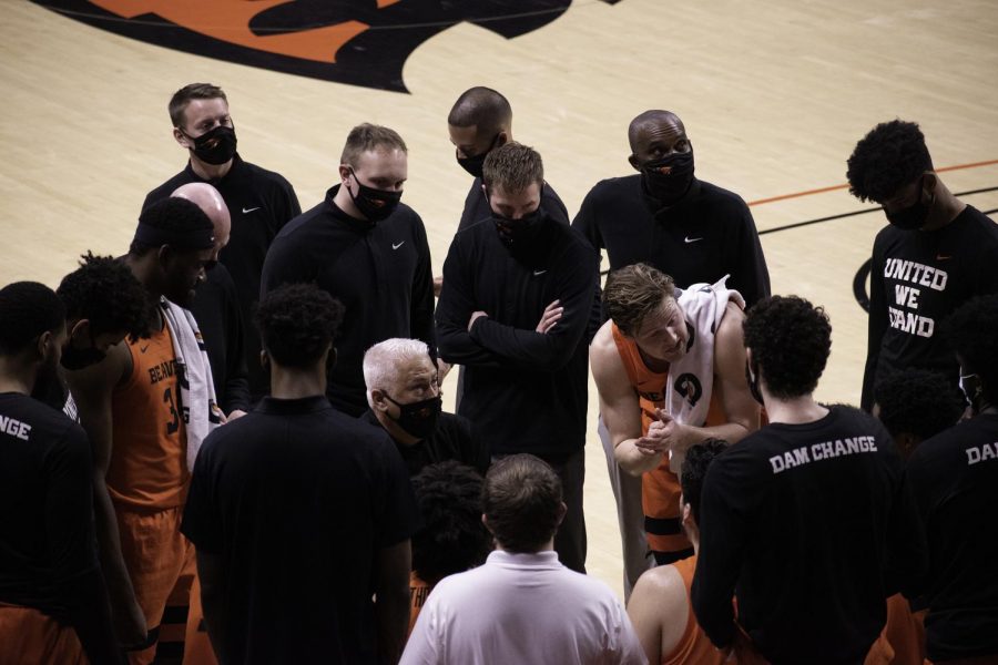 In this photo, The Oregon State University Men’s Basketball team faced off against the University of Oregon on March 7th at Gill Coliseum. University of Oregon took the victory with a final score of 67 - 80. The Beavers have not lost since, and after beating the Loyola Chicago Ramblers on March 27, will now move on to the Elite Eight.