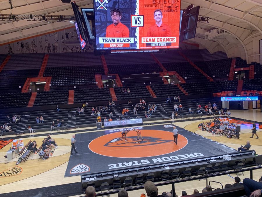 Oregon State junior 157-pound wrestler Isaiah Crosby and Oregon State redshirt-junior 157 pounder Hunter Willits squaring off against each other in the Orange and Black Scrimmage on Oct. 30. Willits would go on to win the match by a score of 9-3. 