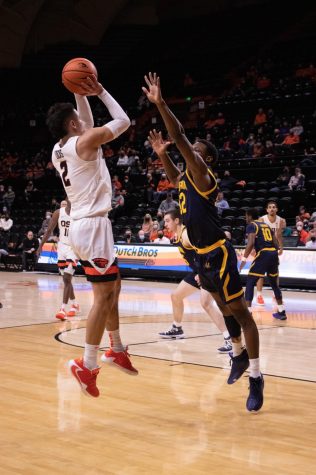 Oregon State University junior, Jarod Lucas, shoots for a two-pointer against University of California in Gill Coliseum, Feb. 9, 2022. The Beavers would lose to the Golden Bears 61-63.