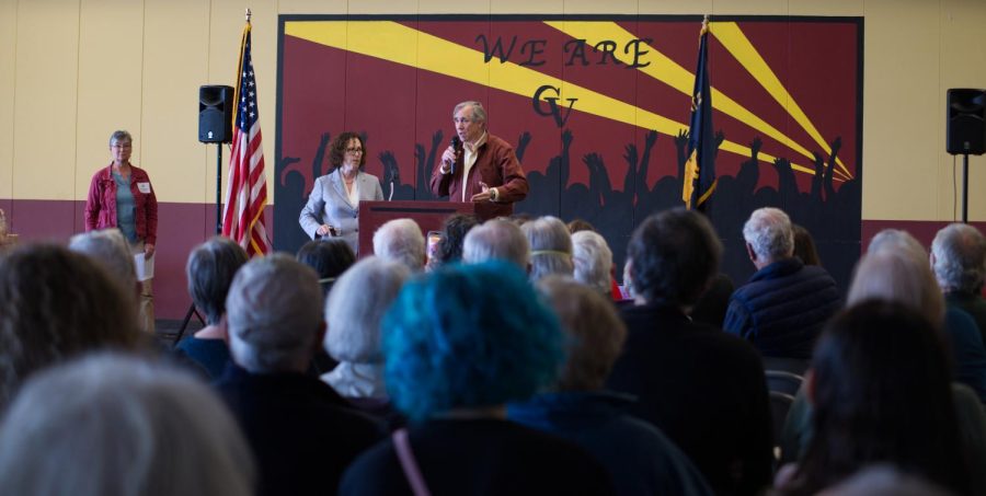 
Senator Jeff Merkley, and Congresswoman Van Hoyle host a town hall meeting at Crescent Valley High School on Saturday. Community members asked questions about universal healthcare, free education, and upcoming support for small businesses.