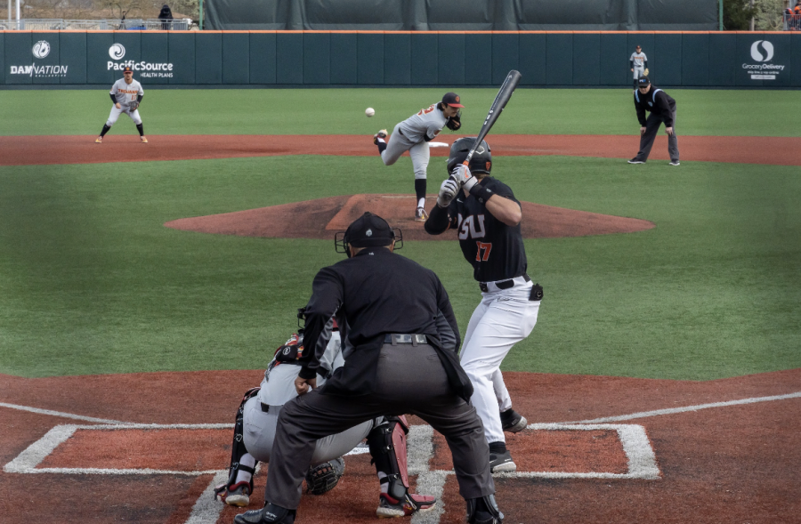 Brady Kasper up at bat against #22 Michael Ryhlick on April 15th, in Goss
Stadium, Corvallis Oregon. Oregon State’s baseball team ended up winning 3 to 2 in the 13th
inning.