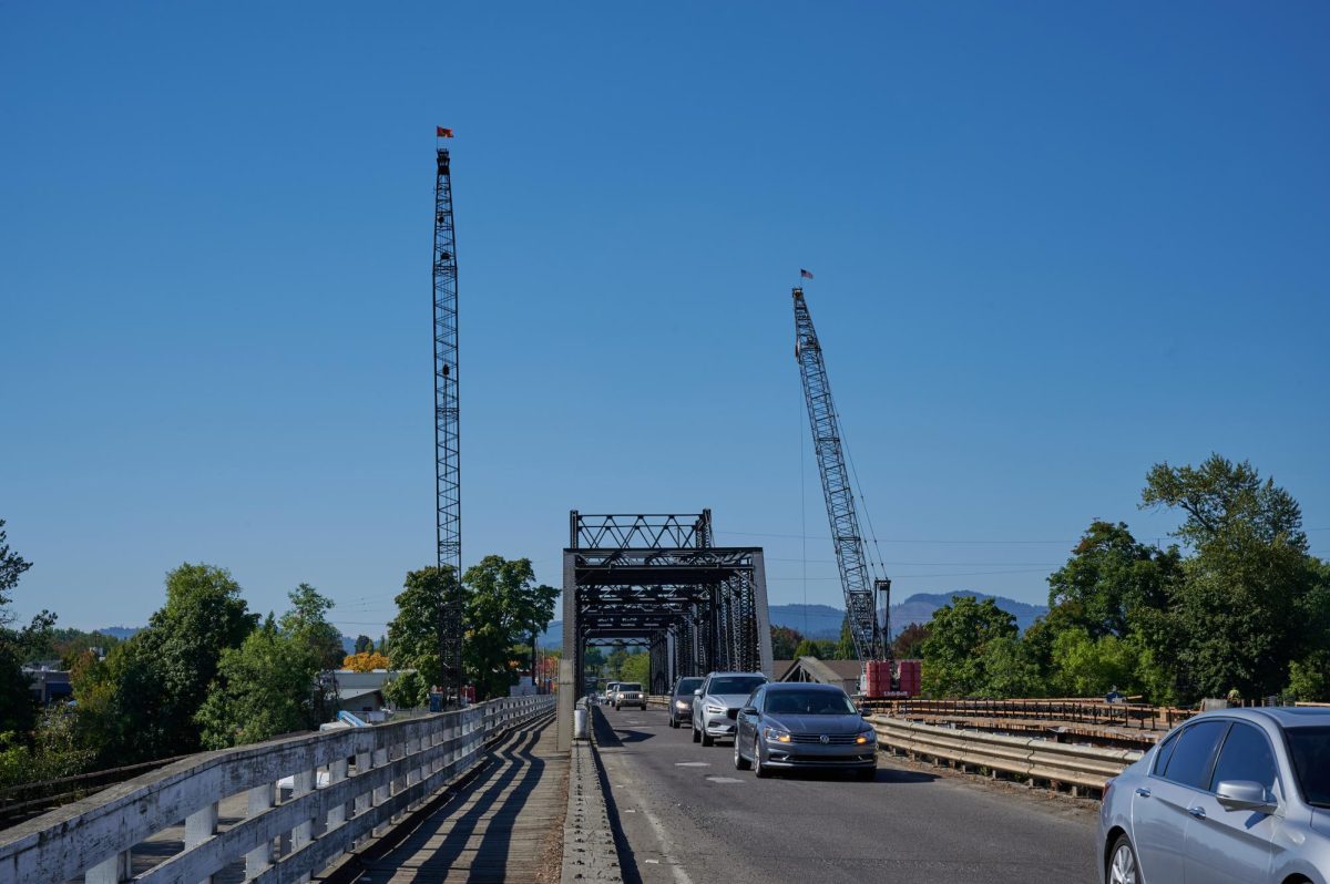 Van Buren Bridge and its construction cranes on September 22. This construction has caused congestion on Van Buren.