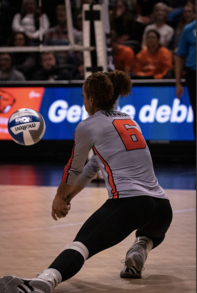 Mychael Vernon (#6) digs a spike at Gill Coliseum to help the Beavers to a victory against the Arizona Wildcats.