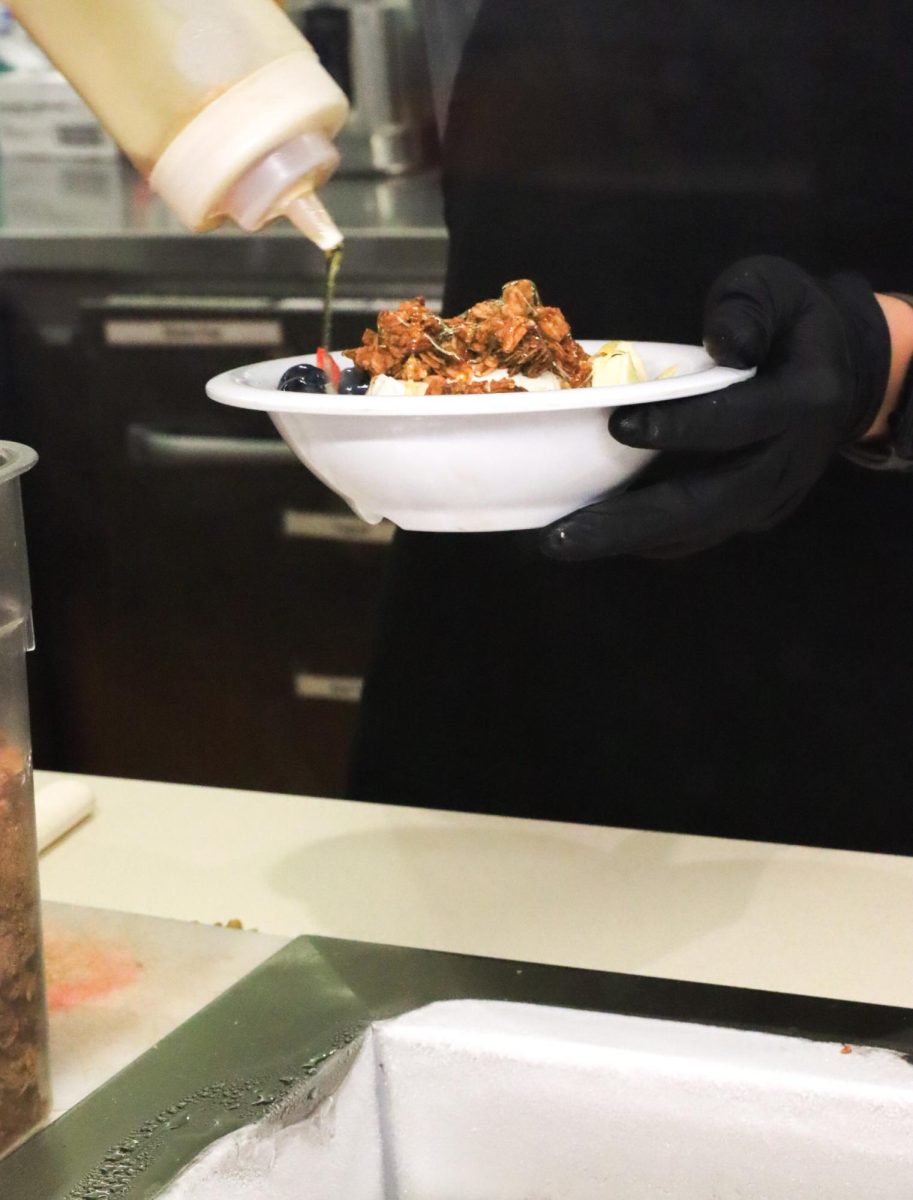 Arnold Dining Center, along with other halls at Oregon State University, offered a diverse selection of Halal meal options, such as Acai bowls.