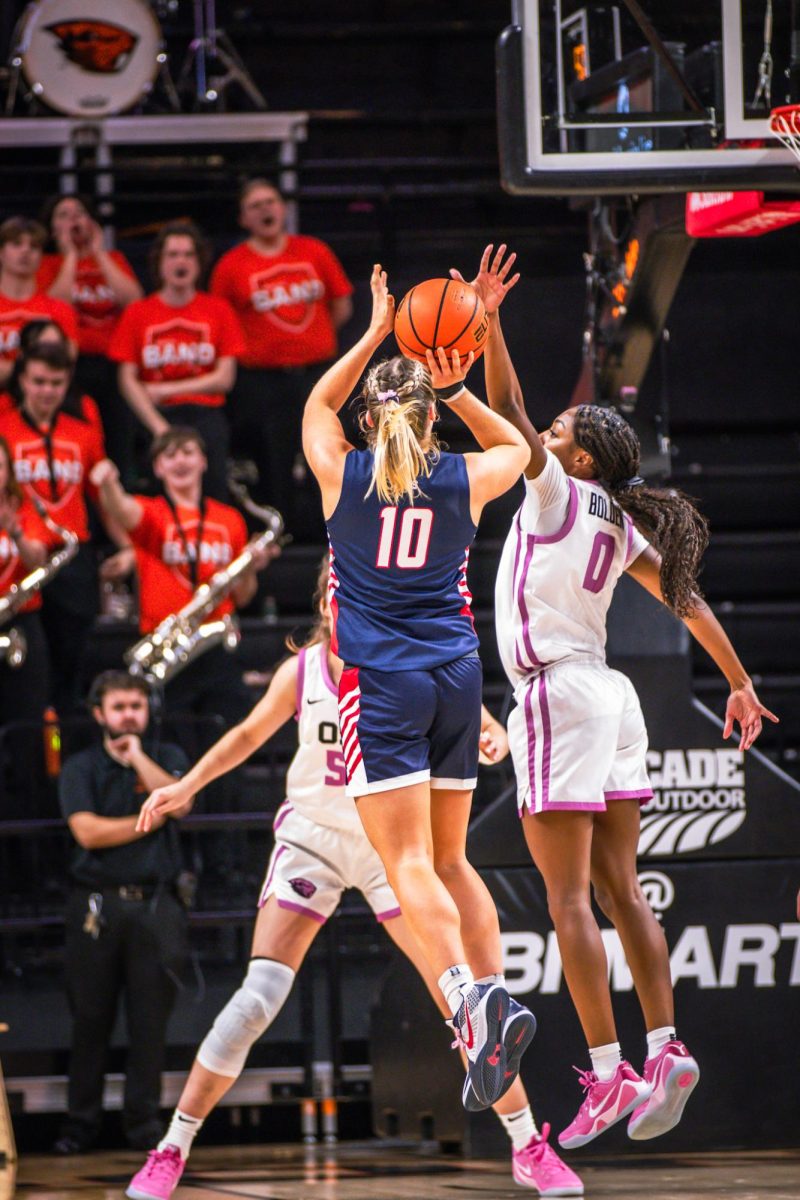 Gonzaga’s Forward Yvonne Ejim (15) goes for a 2 pointer against Oregon State on Feb 13 at Gill Coliseum